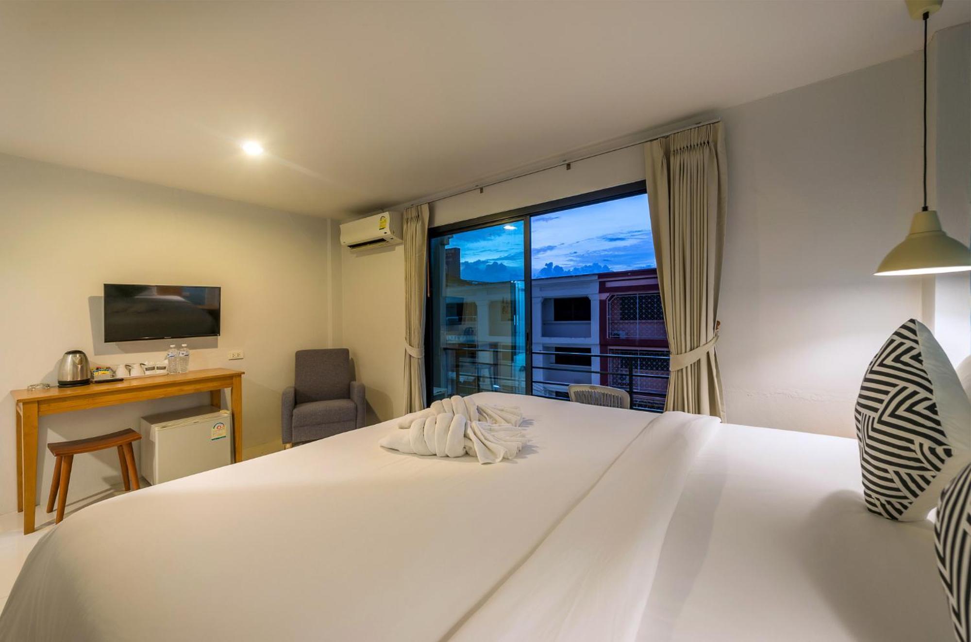 Tiya House Rooms & Cafe Krabi Bagian luar foto